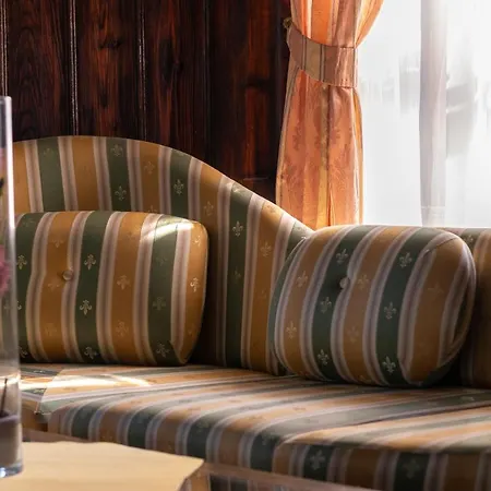 Kokapu Vadaszkastely Es & Отель 3*