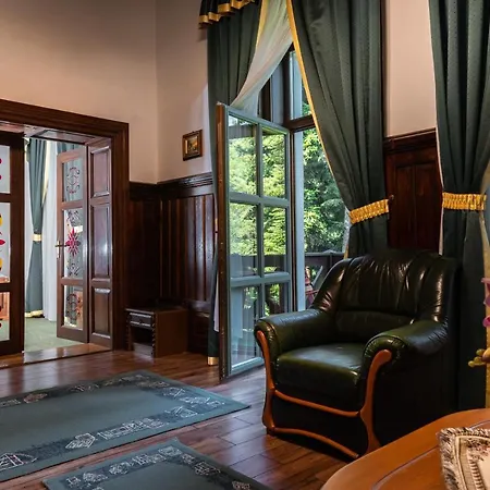 Отель Kokapu Vadaszkastely Es &