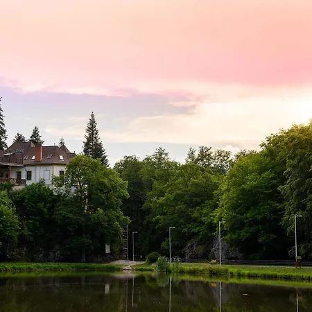 Kőkapu Vadászkastély és Hotel&apartments Nagyhuta