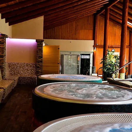 Отель Kokapu Vadaszkastely Es & Nagyhuta