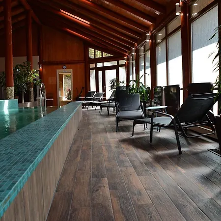 Kokapu Vadaszkastely Es & Отель 3*