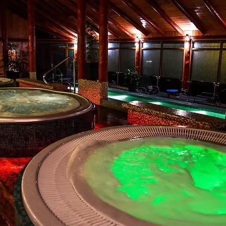 Kokapu Vadaszkastely Es & Отель